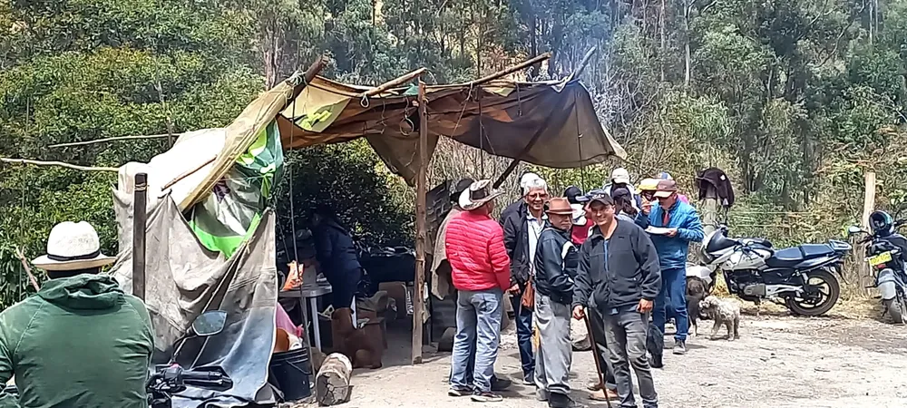 Plantón contra minería y capacitación - Imagen 3